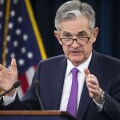 Fed 会议纪要称将“致力升息”！比特币、以太币齐跌超过 2%