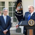 MICA Daily｜川普砲轰 Fed 主席鲍尔「鲁蛇」，要求立刻降息