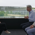 未完成的 Siri 拼图：苹果高管详谈 AI 推进、产品推迟与未来设想｜Landing AI